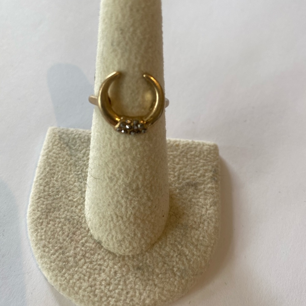 Gold plated horseshoe ring with crystals